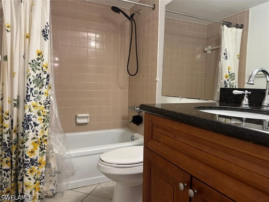 Photo of Unit 21 at 4900 Biscayne Drive