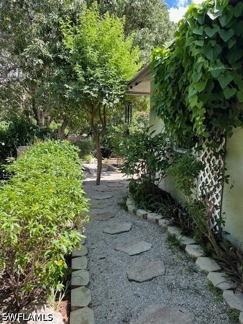 Photo of 401 Panay Avenue