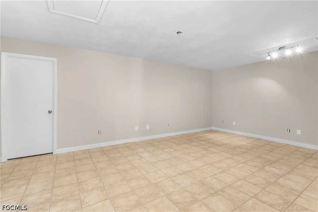 Photo of 9749 Maplecrest Circle