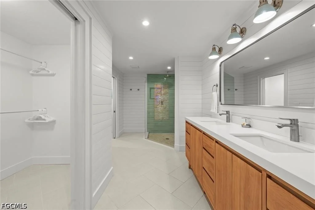 Photo of 4775 Rue Helene