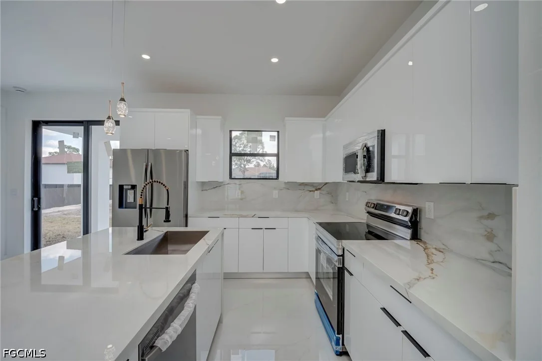 Photo of 1004 Pine Avenue