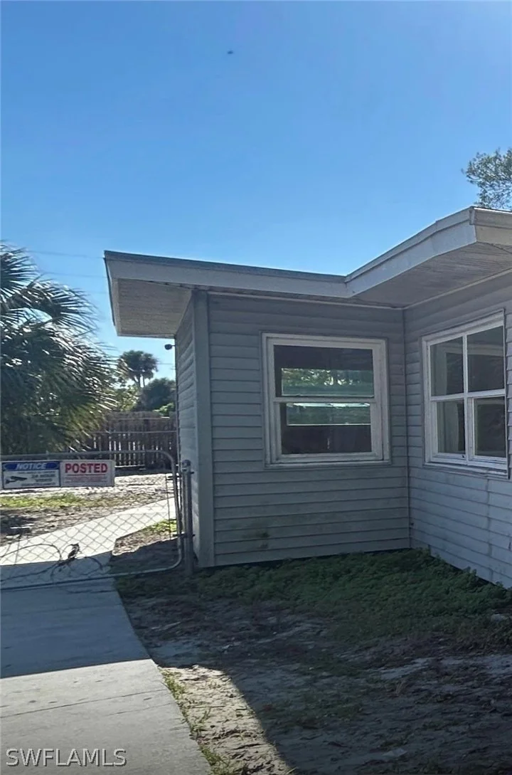 Photo of 2632 Weeks Avenue