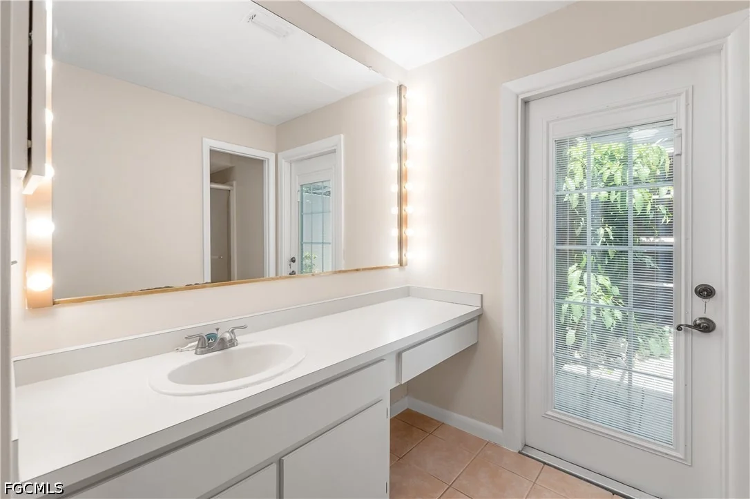 Photo of 9749 Maplecrest Circle