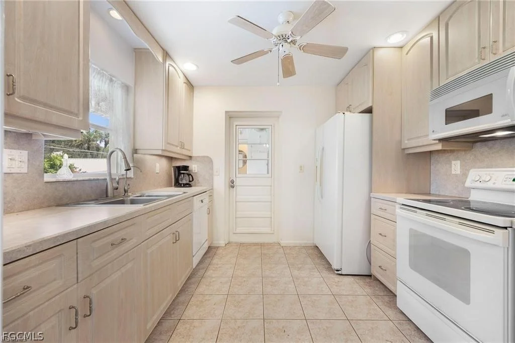 Photo of 2030 Fort Denaud Road