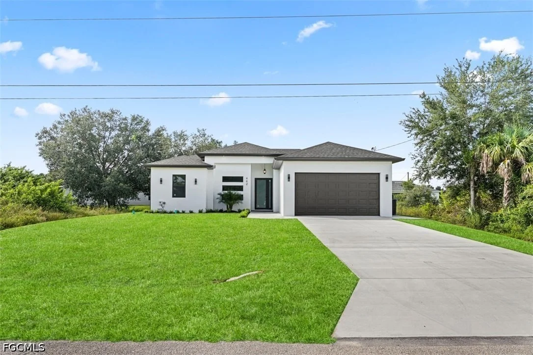 Photo of 442 Redwing Street SW