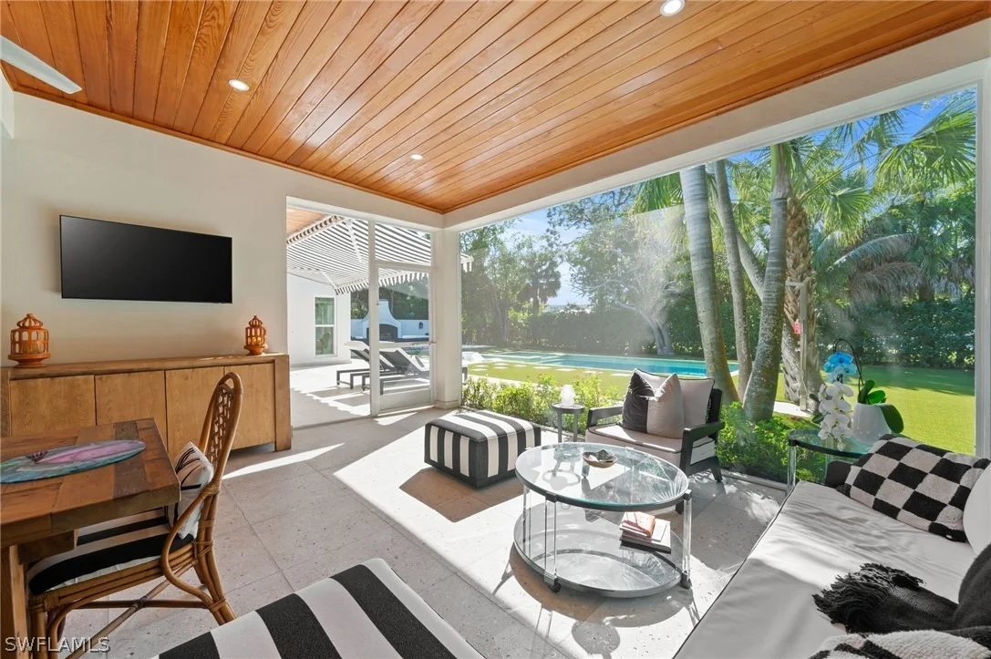 Photo of 1949 ALAMANDA Drive