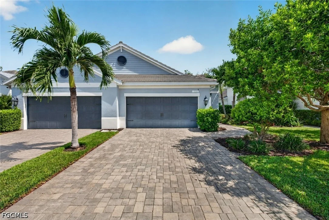 Photo of 2183 Marquesa Circle