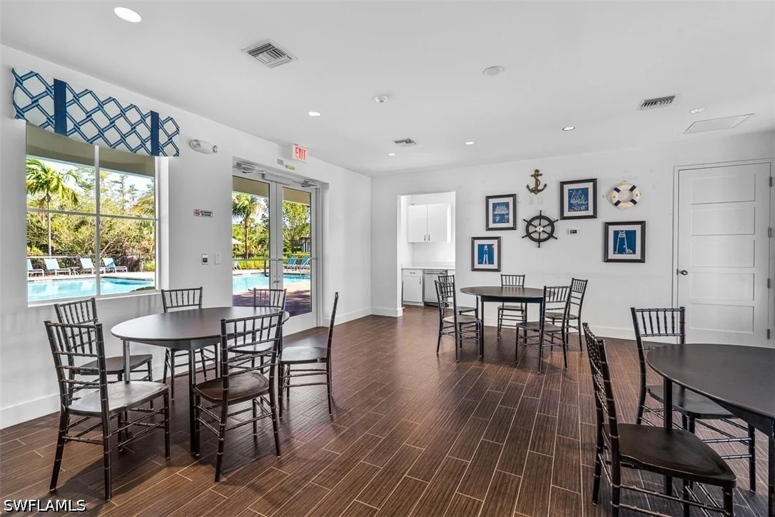 Photo of 3865 Helmsman Drive