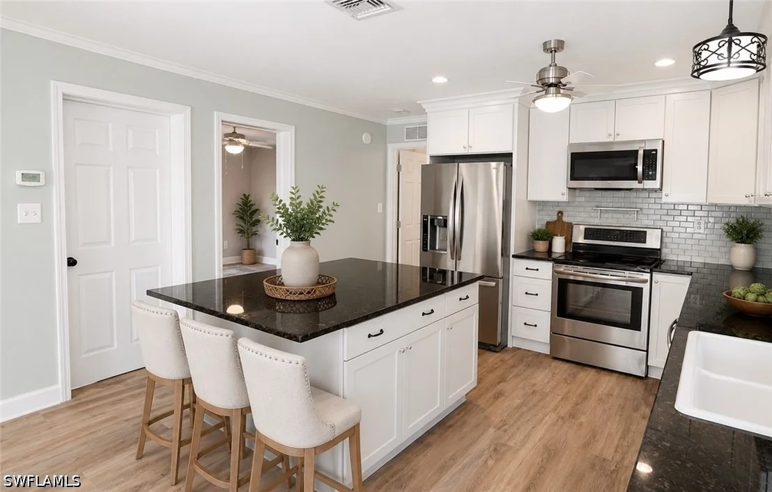 Photo of 122 Leawood Circle