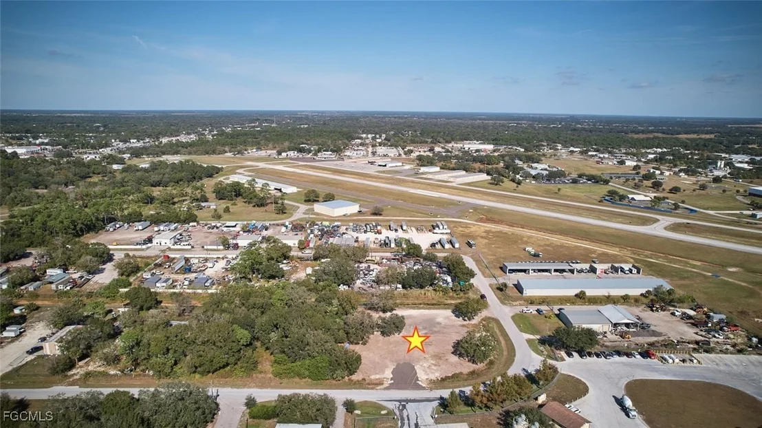 Photo of 400 S Industrial Loop