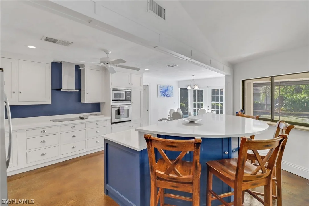 Photo of 2293 Royal Lane