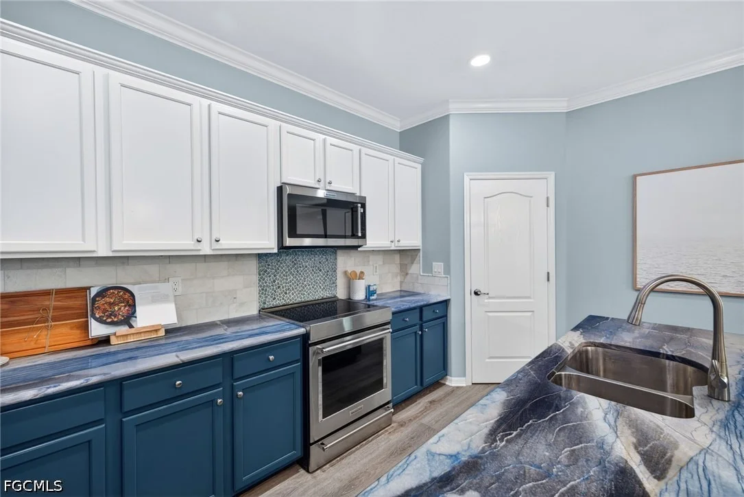 Photo of 2775 Via Piazza Loop