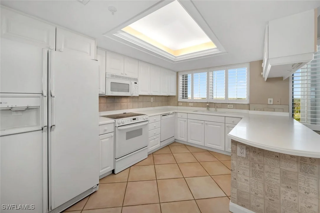 Photo of Unit 802 at 6849 Grenadier Boulevard