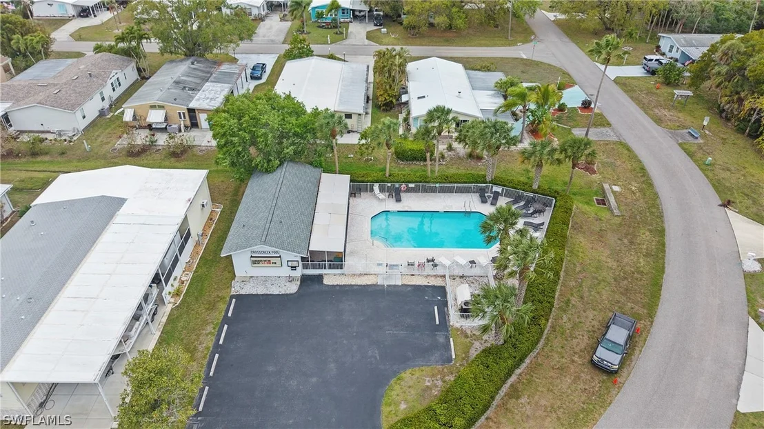 Photo of 851 Manatee Road
