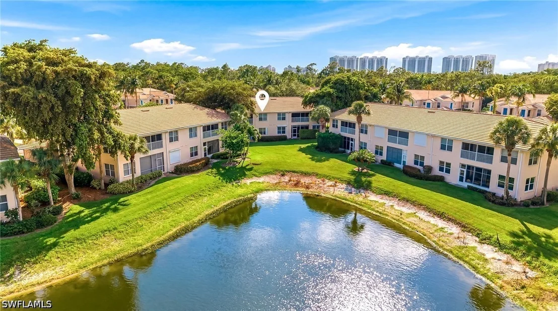 Photo of Unit 202 at 832 Carrick Bend Circle