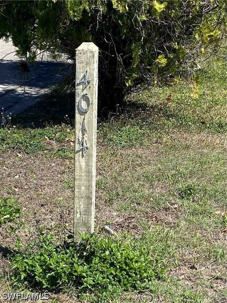 Photo of 4014 N Edgewater Circle