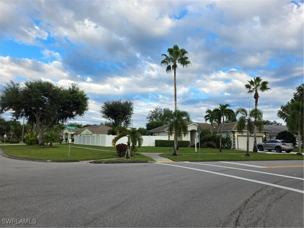 Photo of 857 Summerfield Drive