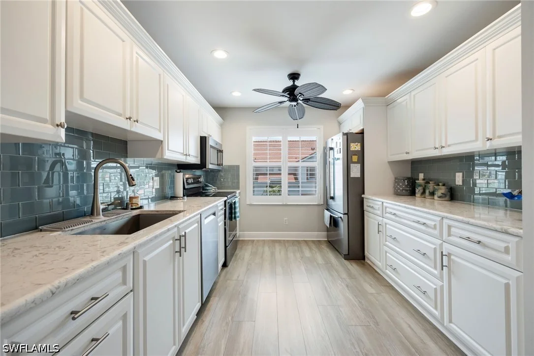 Photo of Unit 201 at 624 Windsor Square