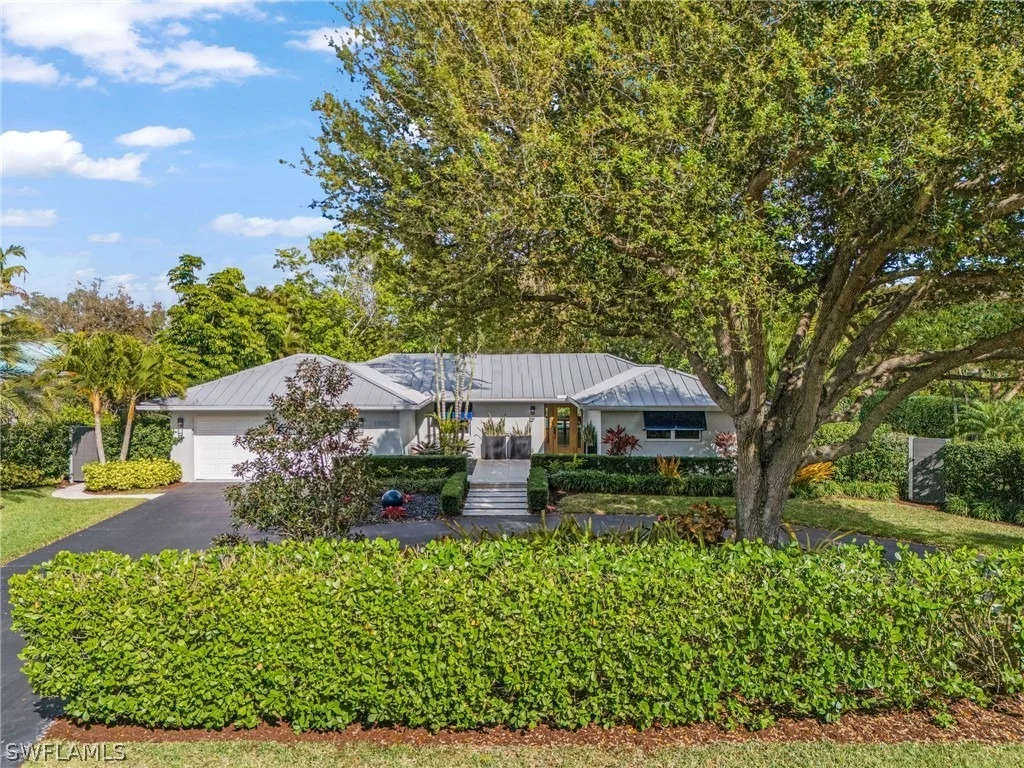 Photo of 1390 Mandarin Road