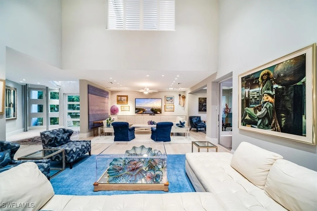 Photo of 367 5th Avenue N