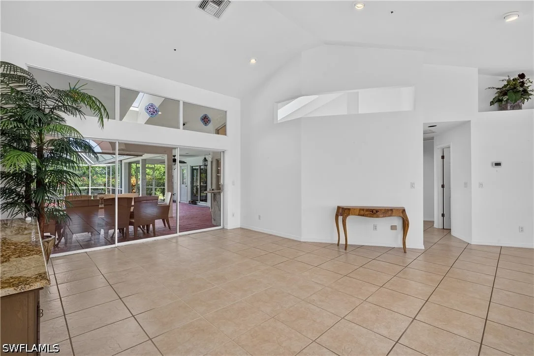 Photo of 240 Stonegate Court