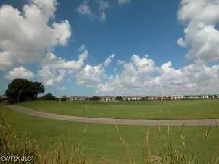 Photo of 9075 SPRING RUN Boulevard