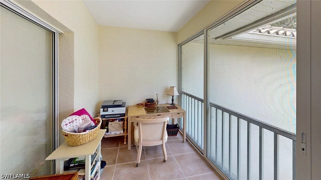 Photo of Unit 303 at 776 Eagle Creek Drive