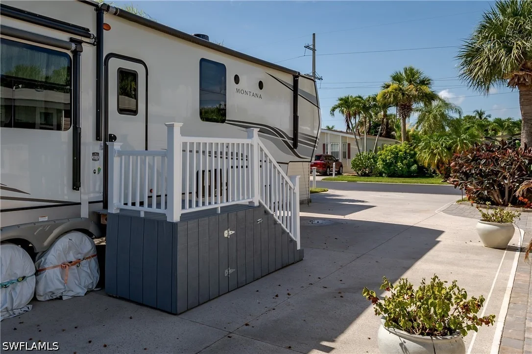 Photo of 1146 Silver Lakes Boulevard