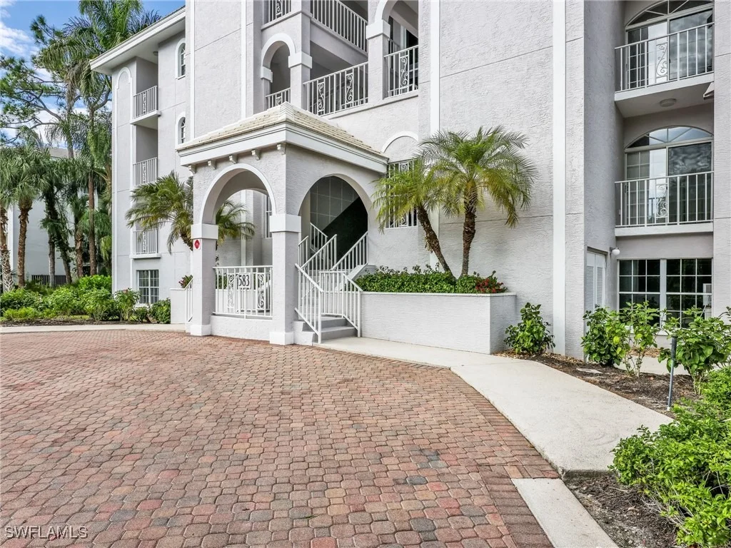 Photo of Unit C201 at 583 Audubon Boulevard