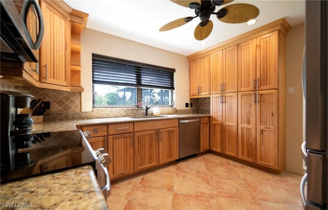 Photo of 427 Torrey Pines Point
