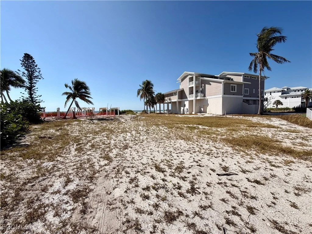 Photo of 7902 Estero Boulevard