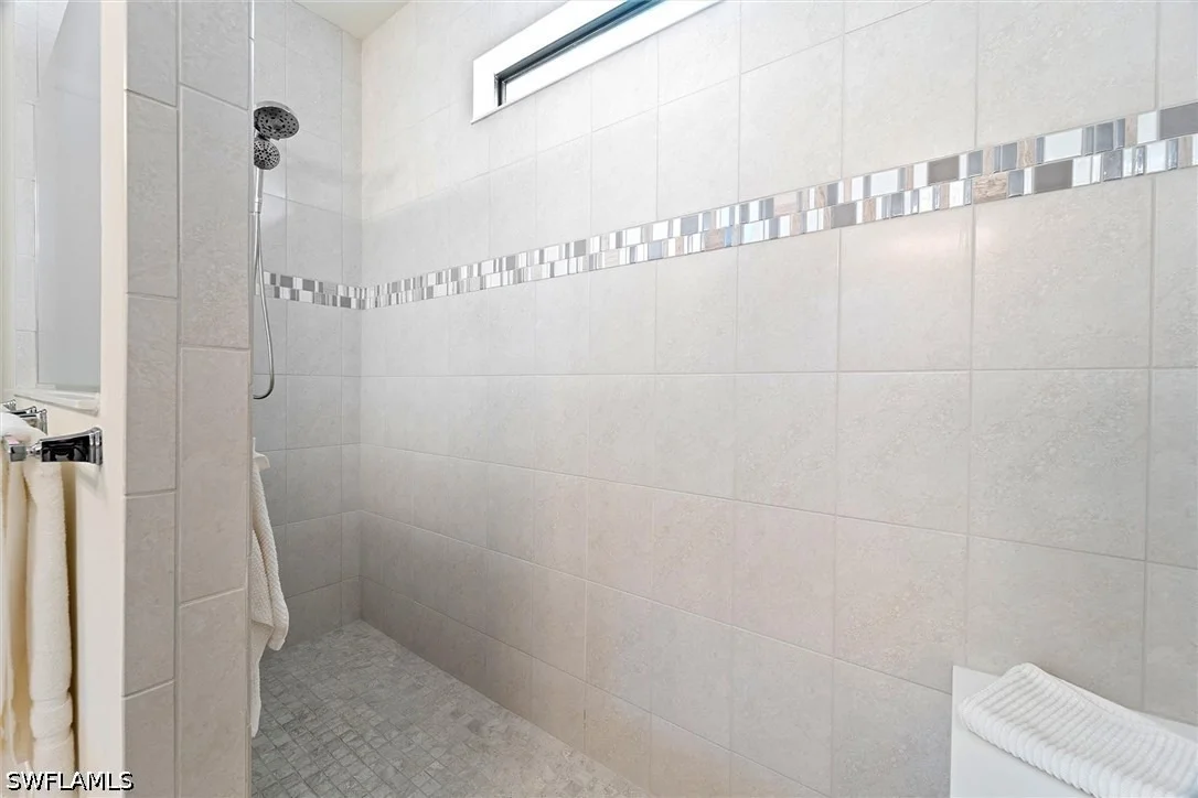 Photo of 9406 Greyhawk Trail