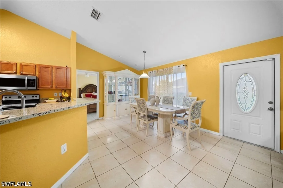 Photo of 423 Windermere Drive