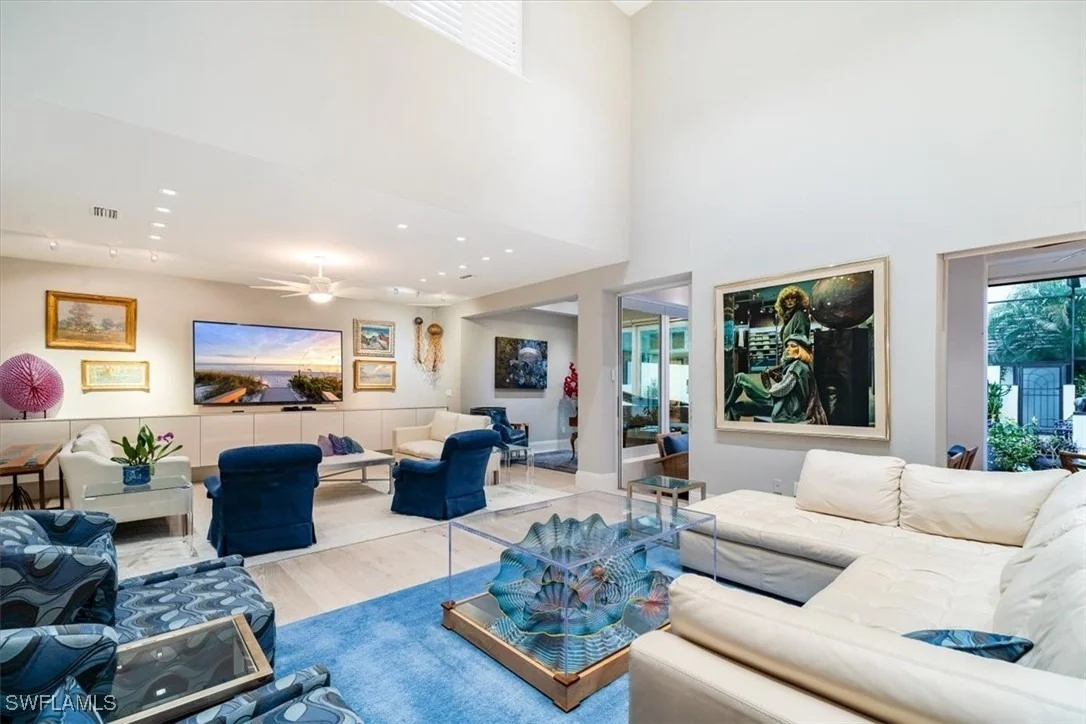 Photo of 367 5th Avenue N