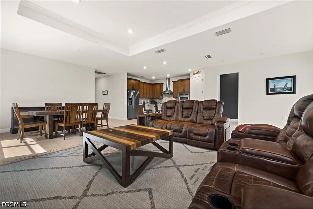 Photo of 42364 Edgewater Drive