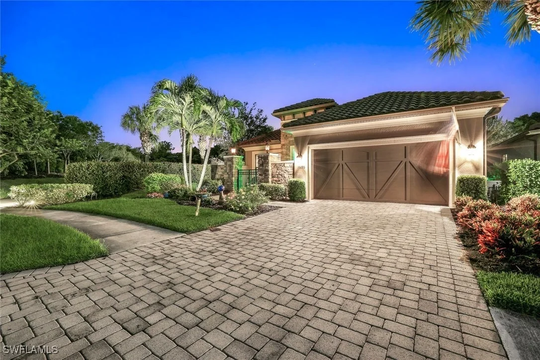 Photo of 10293 Coconut Road