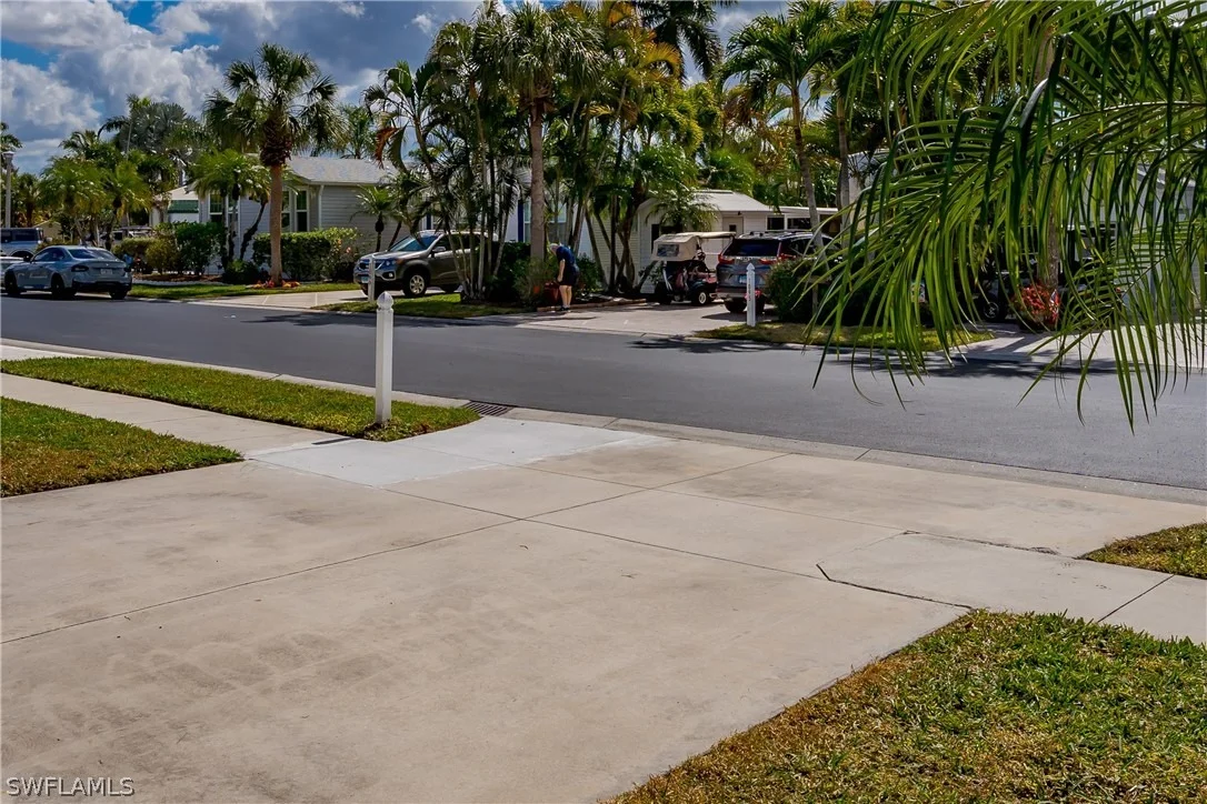 Photo of 1076 Diamond Lake Circle