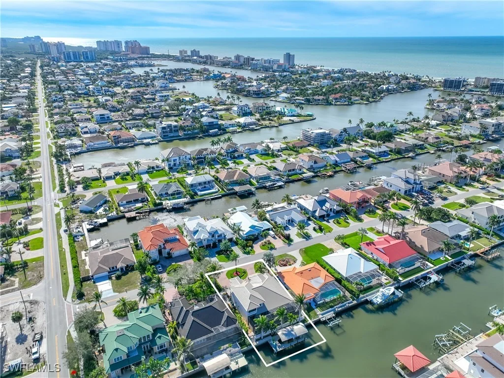 Photo of 447 Egret Avenue