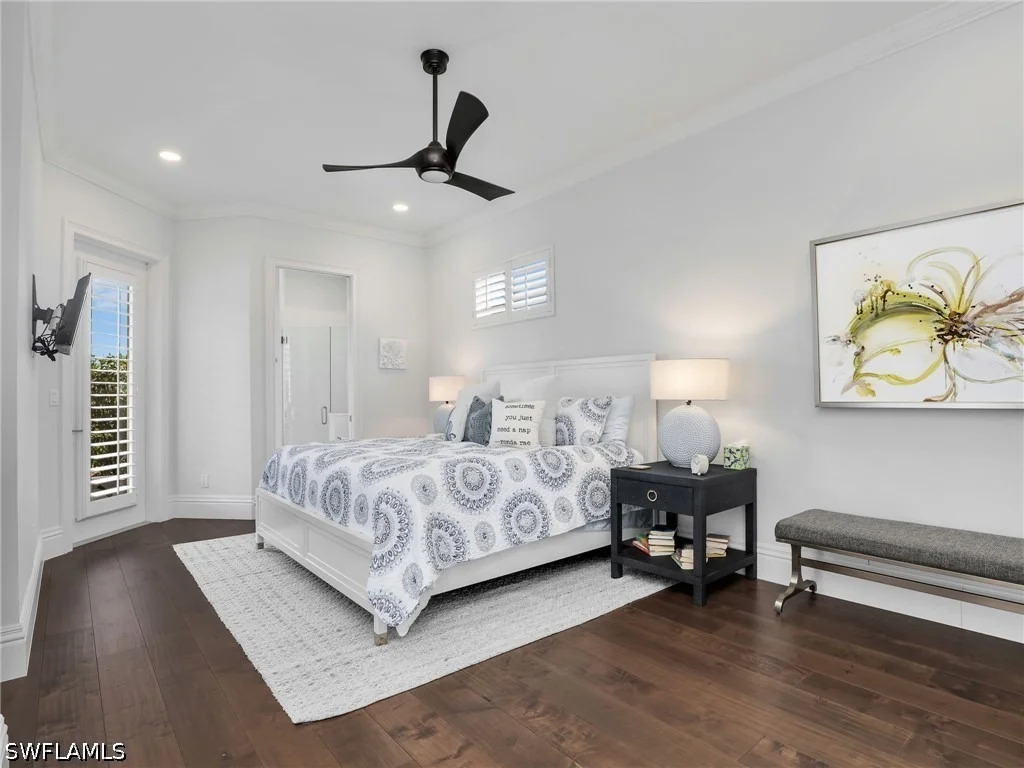 Photo of 2944 Gardens Boulevard