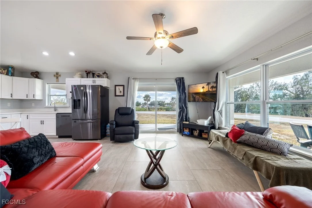 Photo of 1053 Lock Lane SW