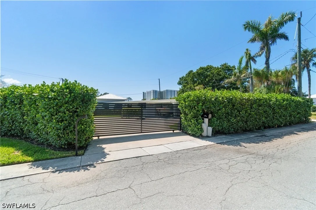Photo of 2180 Harbor Lane