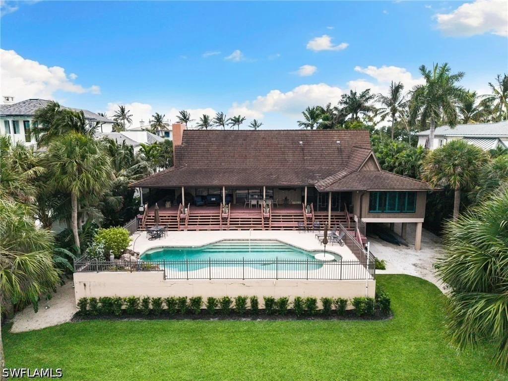 Photo of 3695 Gordon Drive