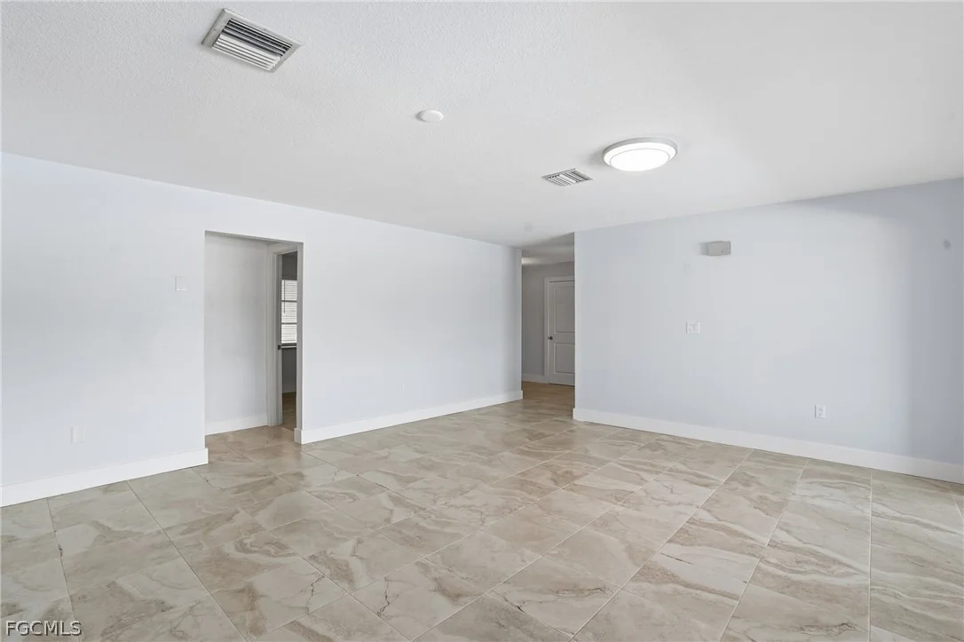Photo of 405 Tower Drive