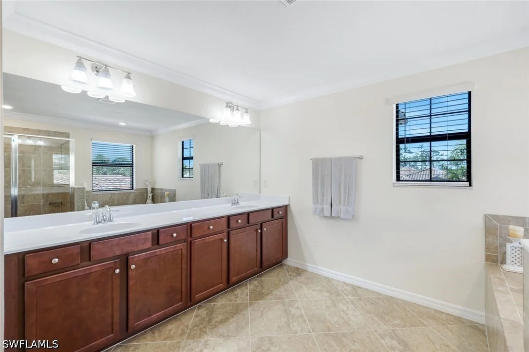 Photo of 9250 Shadow Oak Lane