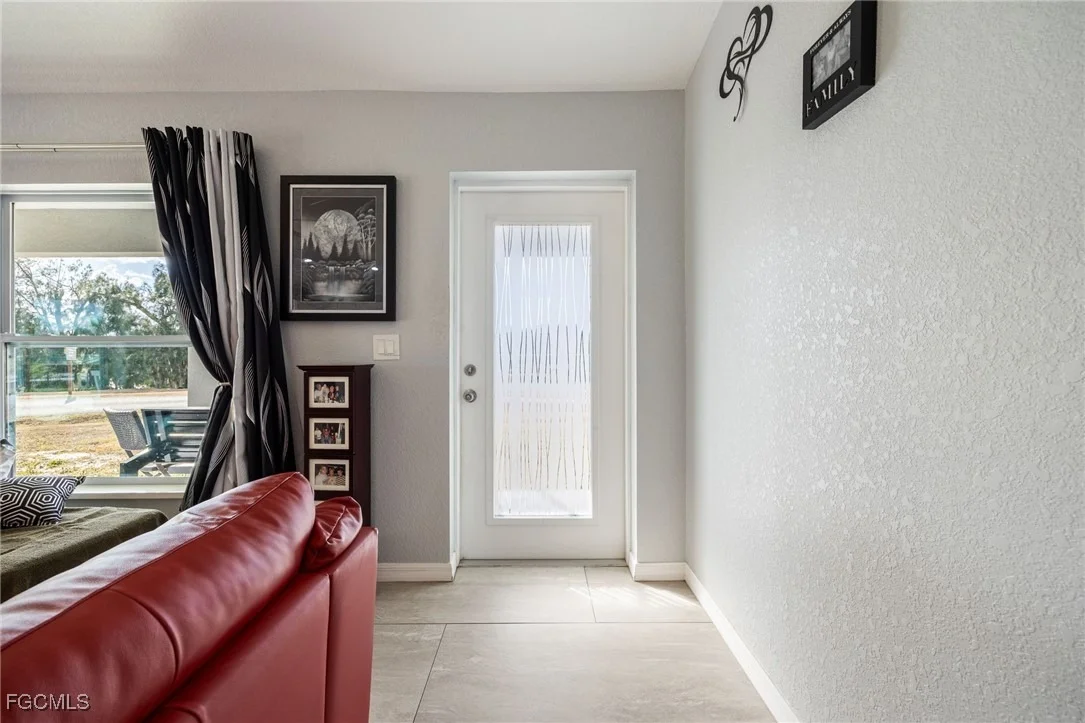 Photo of 1053 Lock Lane SW