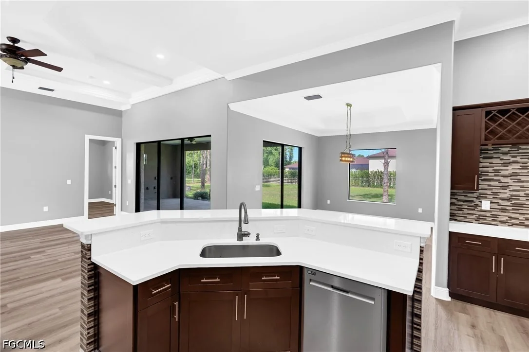 Photo of 1109 Rush Avenue