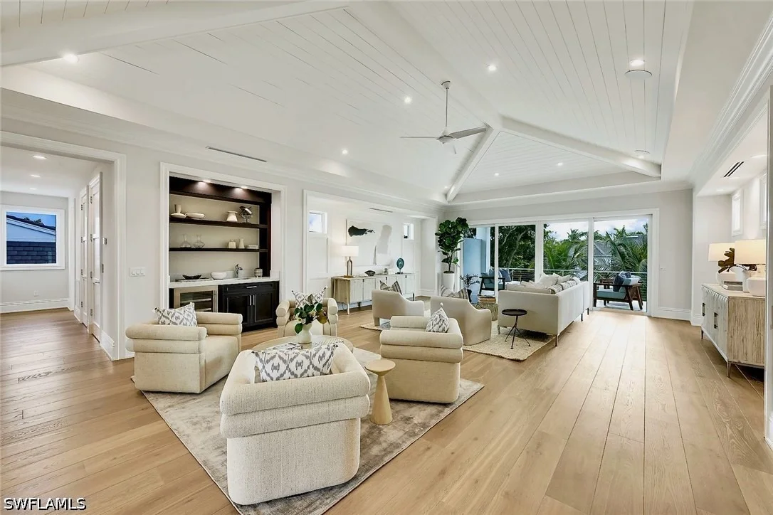 Photo of 788 Riviera Drive