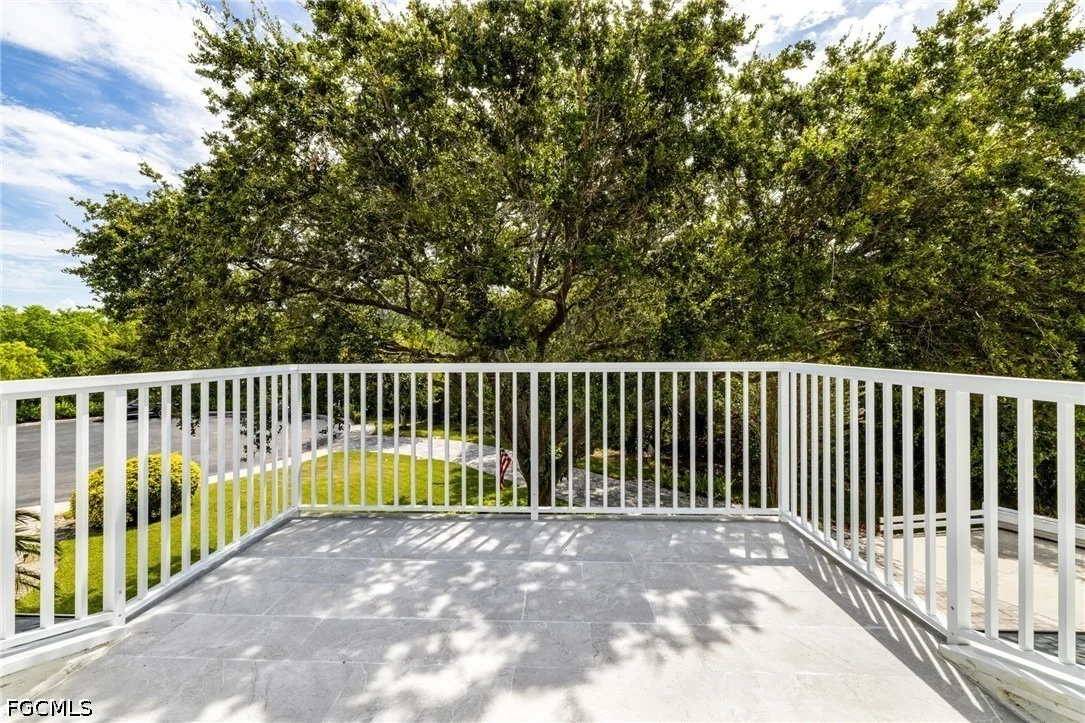 Photo of 1495 Gordon River Lane