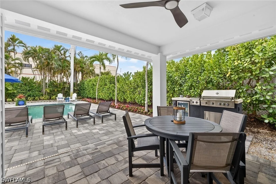Photo of 740 5th Avenue N