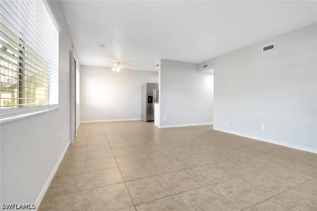 Photo of Unit P4 at 4635 Bayshore Drive
